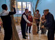 В Центре народной культуры Республики Адыгея прошел мастер-класс по плетению традиционной адыгской циновки